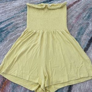 Cute summer Yellow romper